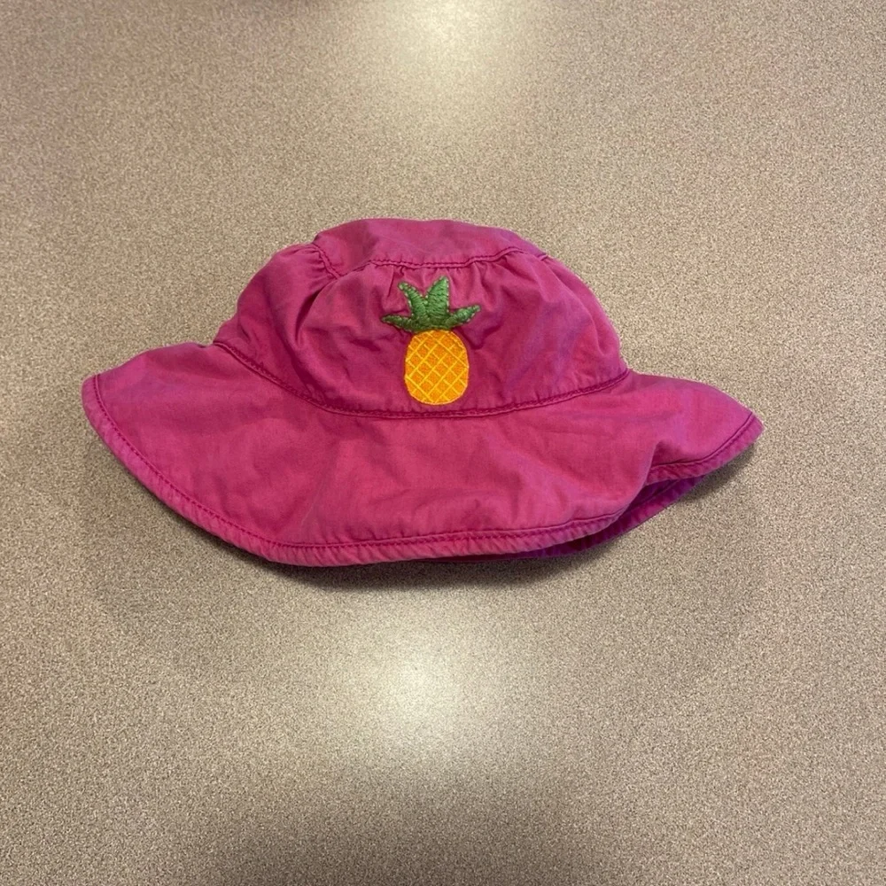 Pink Bucket Hat with Pineapple Patch size 0-6 months